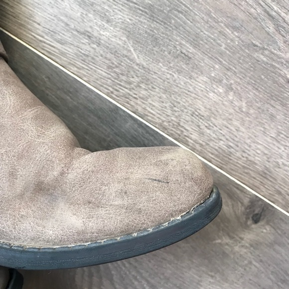 Over the knee boots - Picture 4 of 5